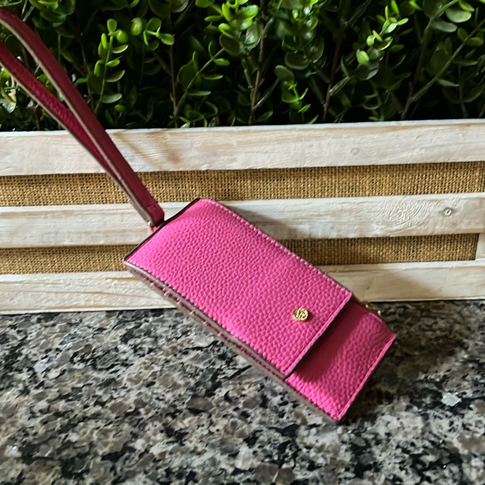 Small Ann Klein go out wallet